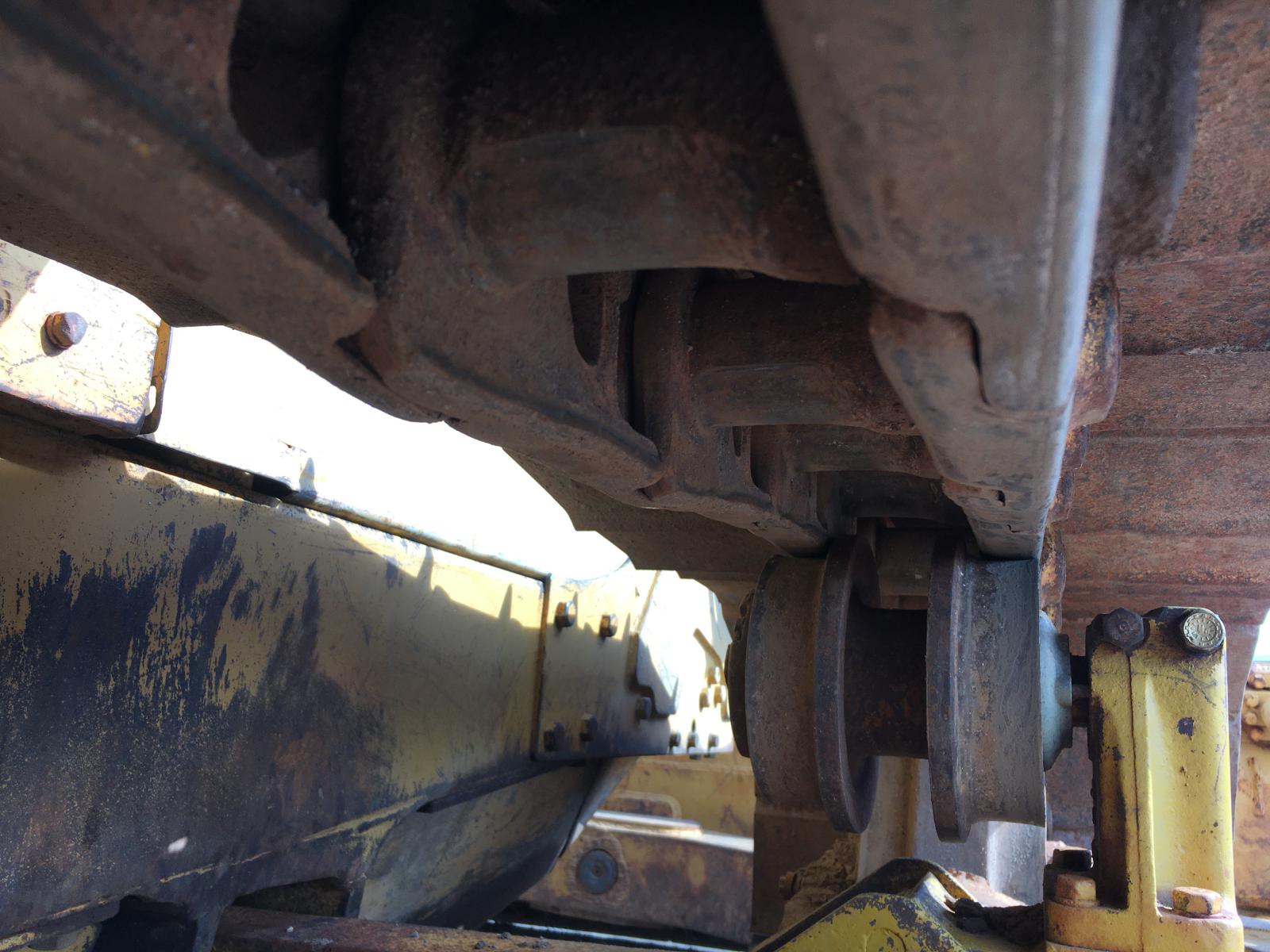 ./imagenes/INVOICE/2019/14427/BULLDOZER CAT_D6C (48).JPG